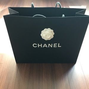 Chanel shopping bag